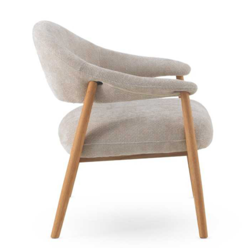 sillon de madera de roble natural tapizado en blanco