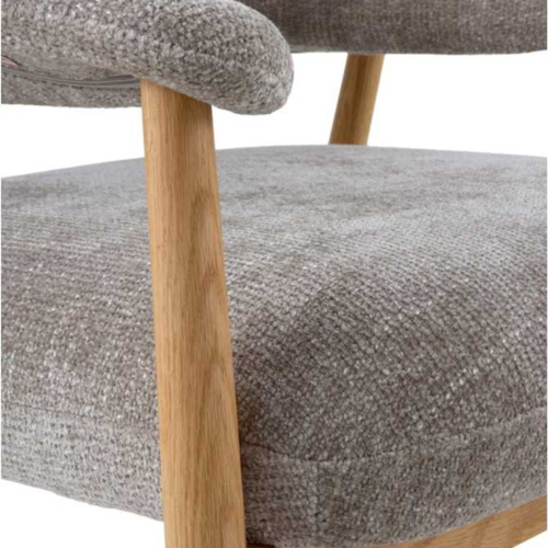 sillon de madera de roble natural tapizado en topo