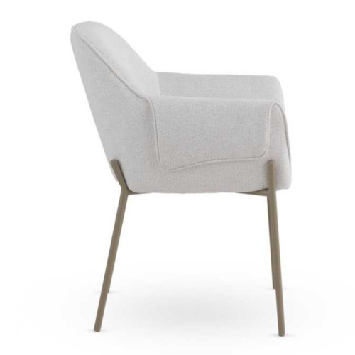 sillon tapizado en chenilla color crema y patas de metal color