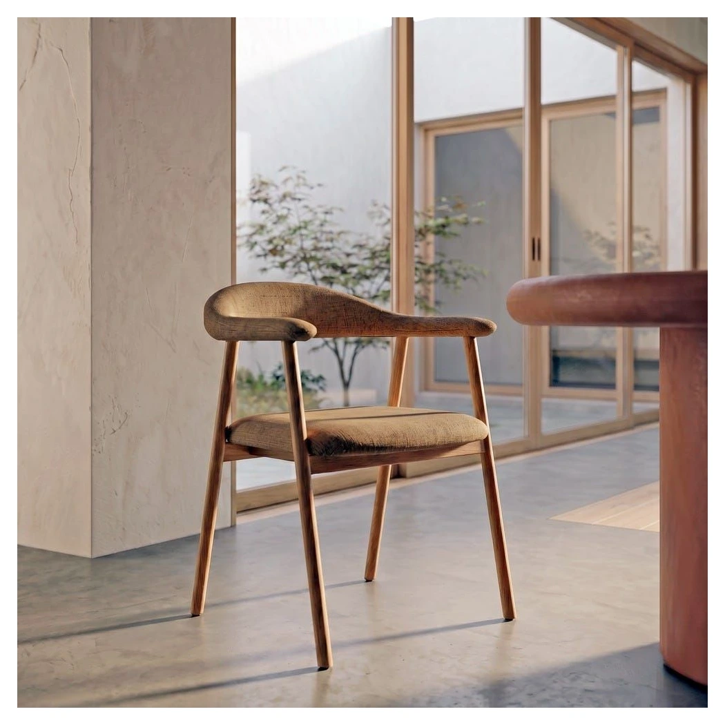 silla con brazos beige