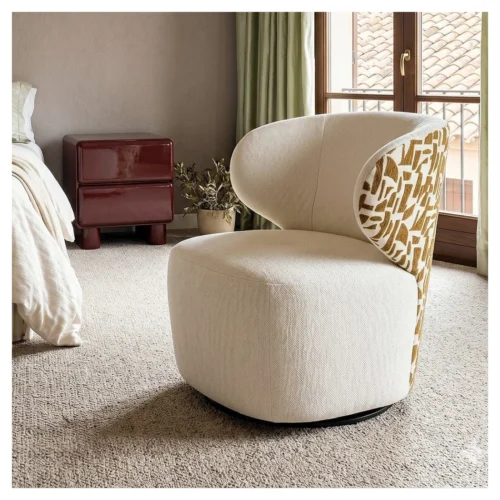 sillon tapizado crema y ocre