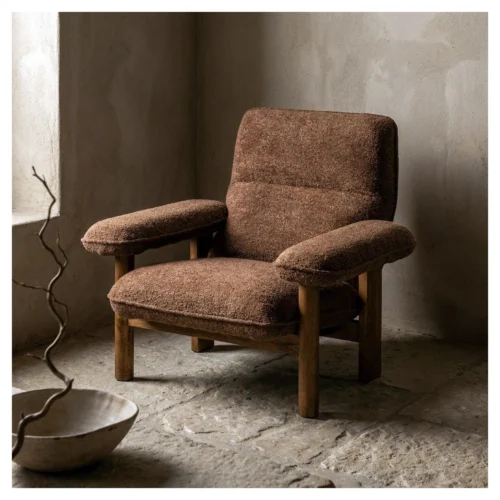 sillón tapizado marrón