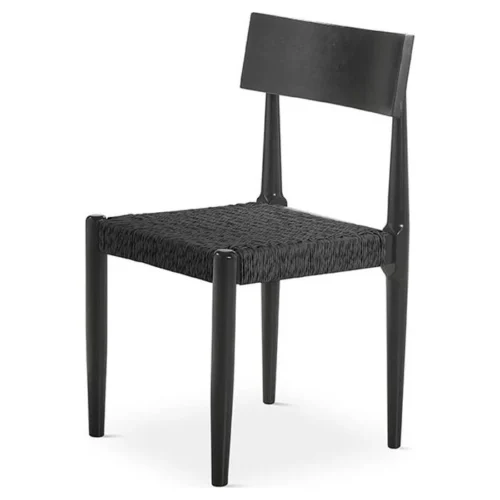 silla de madera negra