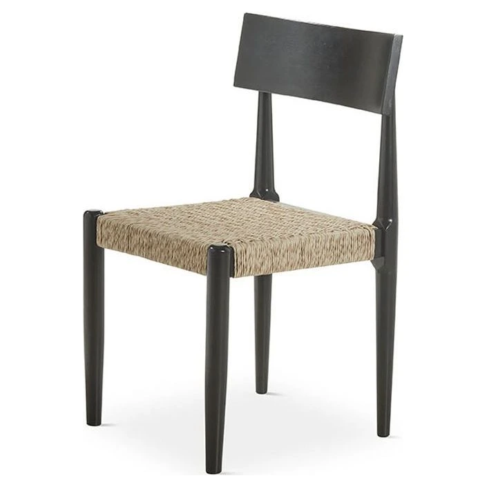 silla de madera negra