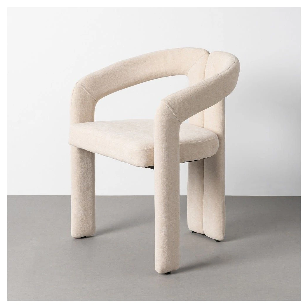 silla con brazos crema