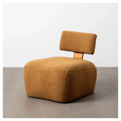 sillón tapizado mostaza