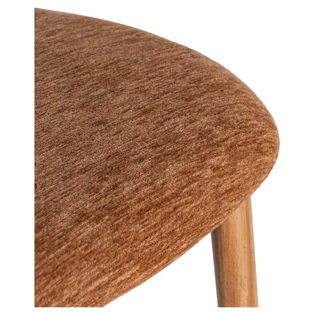 silla tapizada color melocotón