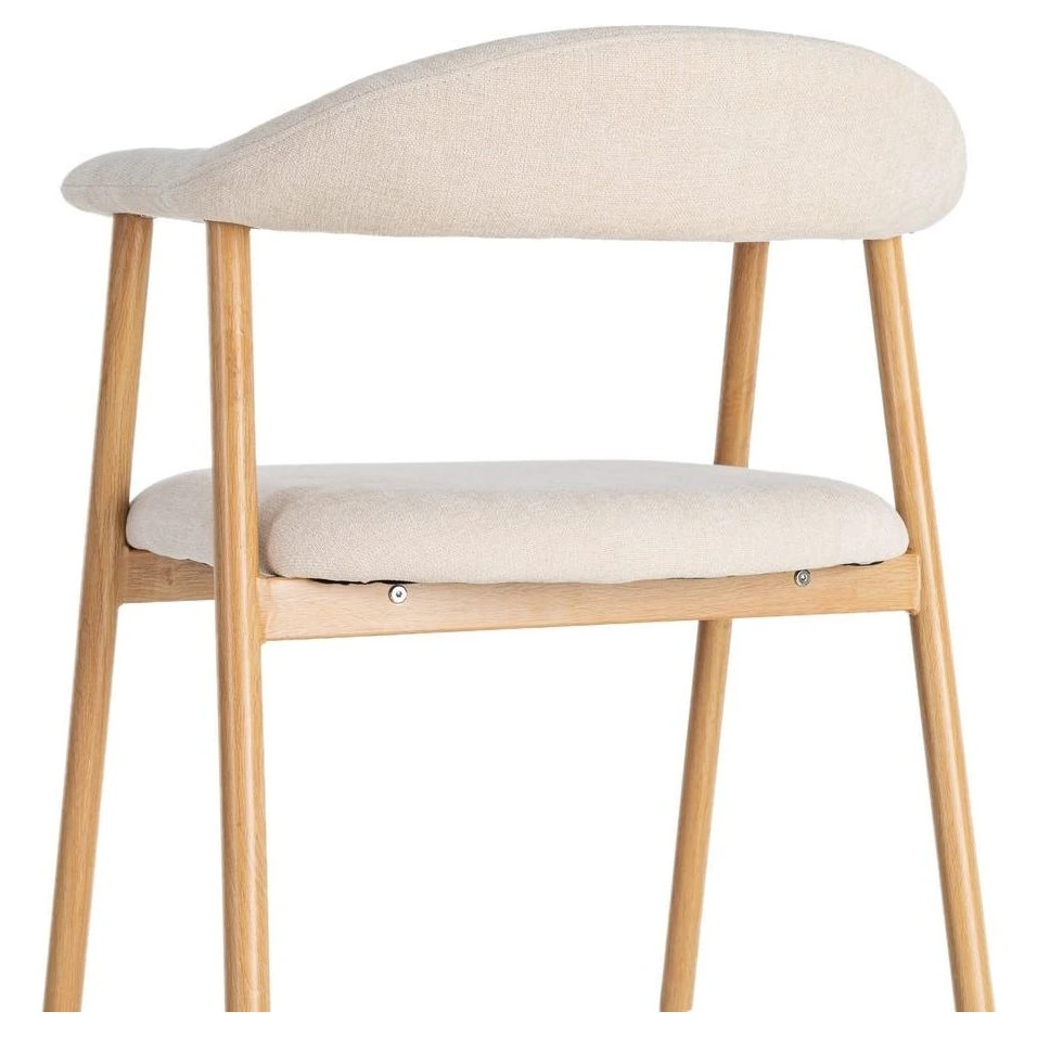 silla con brazos tapizada crema