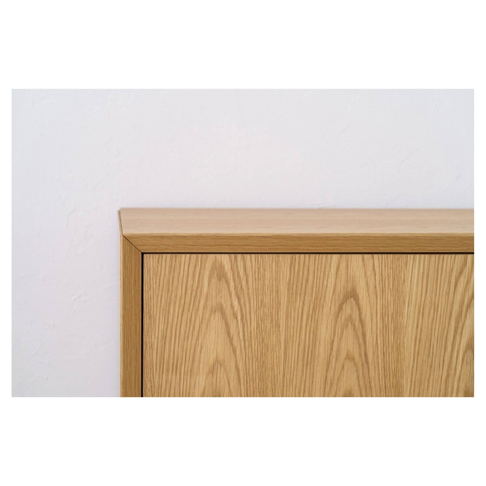 mueble tv roble y laton